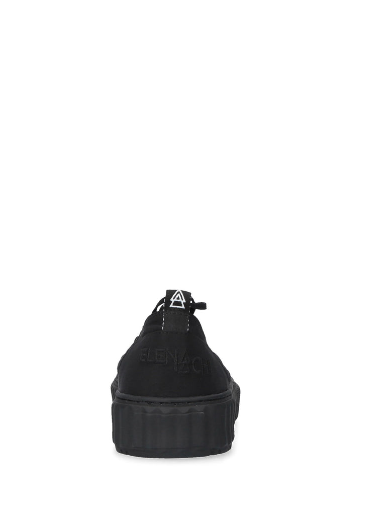 Sneaker nera in tessuto con lacci