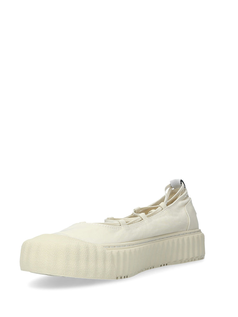 Sneaker in Tessuto con Lacci Sabbia
