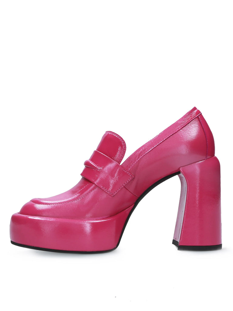 Mocassino con tacco alto fuxia
